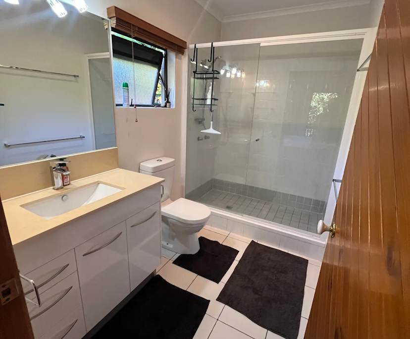 $300, Share-house, 2 rooms, Bayview Heights QLD 4868, Bayview Heights QLD 4868