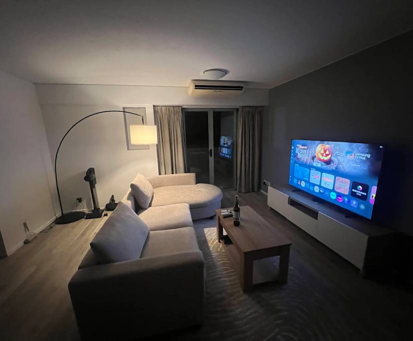 Furnished room with own bathroom