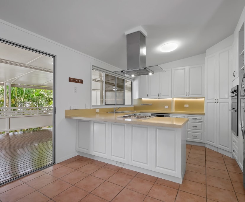 $340, Share-house, 3 bathrooms, The Gap QLD 4061