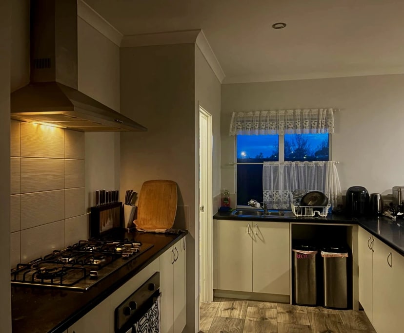 $300, Share-house, 4 bathrooms, Wellard WA 6170