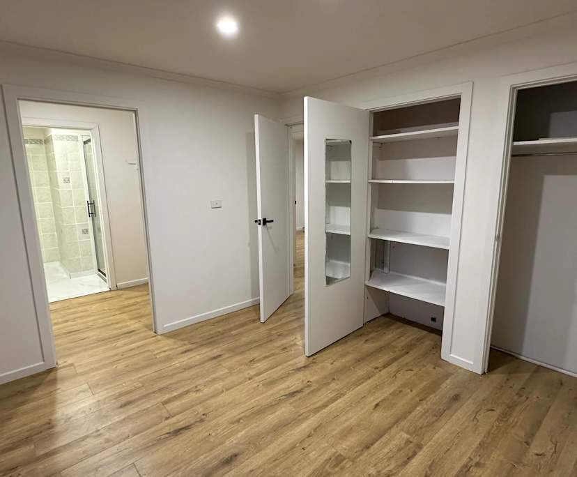Whole property with 5 rooms for rent
