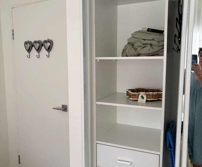 $380, Student-accommodation, 2 bathrooms, Gosford NSW 2250