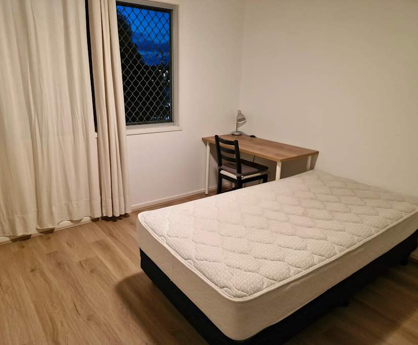 $220, Share-house, 3 bathrooms, Slacks Creek QLD 4127