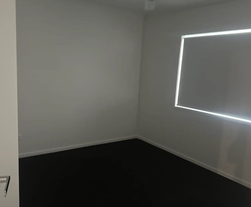 Unfurnished room in a share house