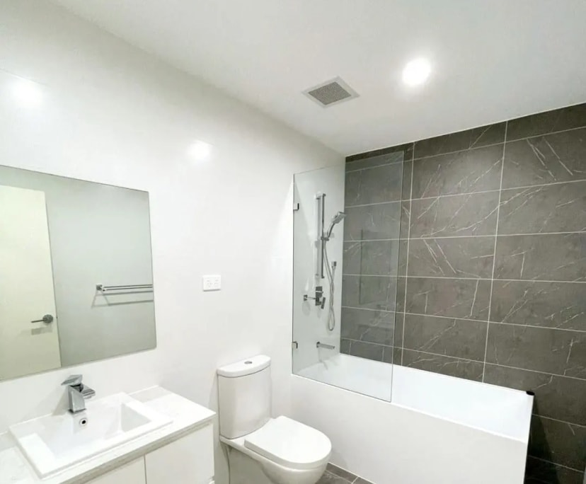 $360, Flatshare, 2 bathrooms, Seven Hills NSW 2147