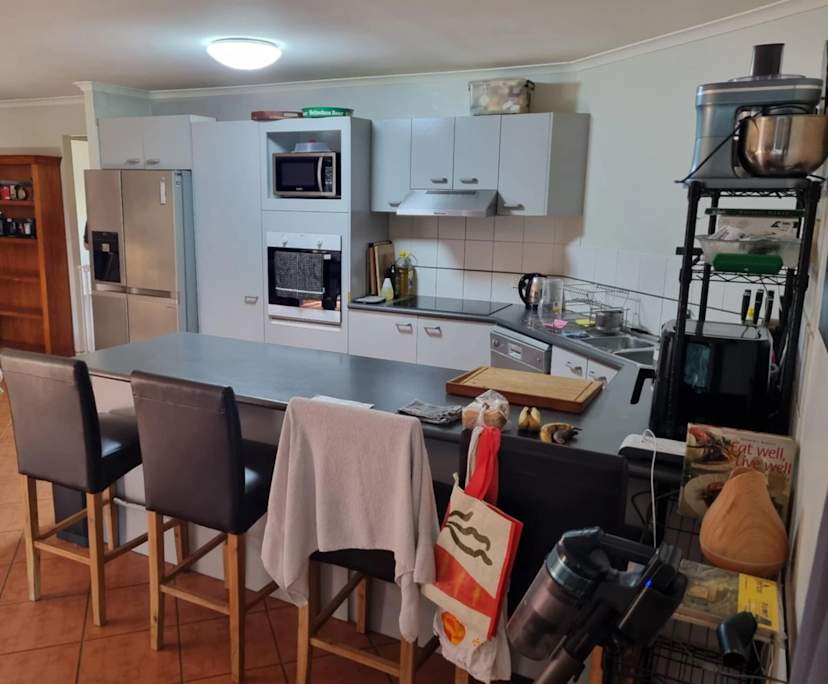 $350, Share-house, 3 bathrooms, Kuluin QLD 4558