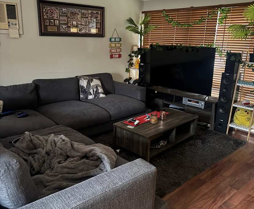 Furnished room in a share house