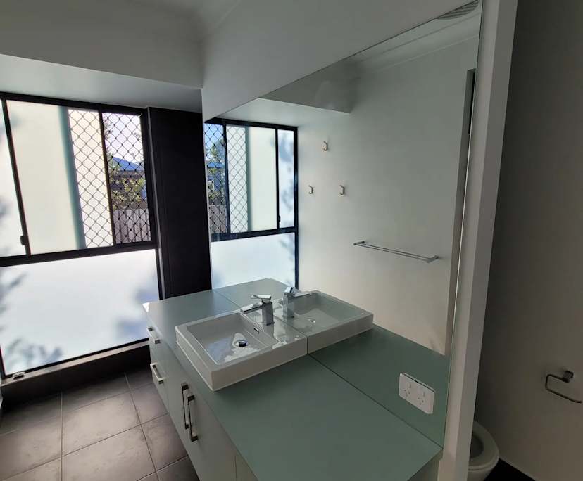 $200, Share-house, 3 bathrooms, Burdell QLD 4818