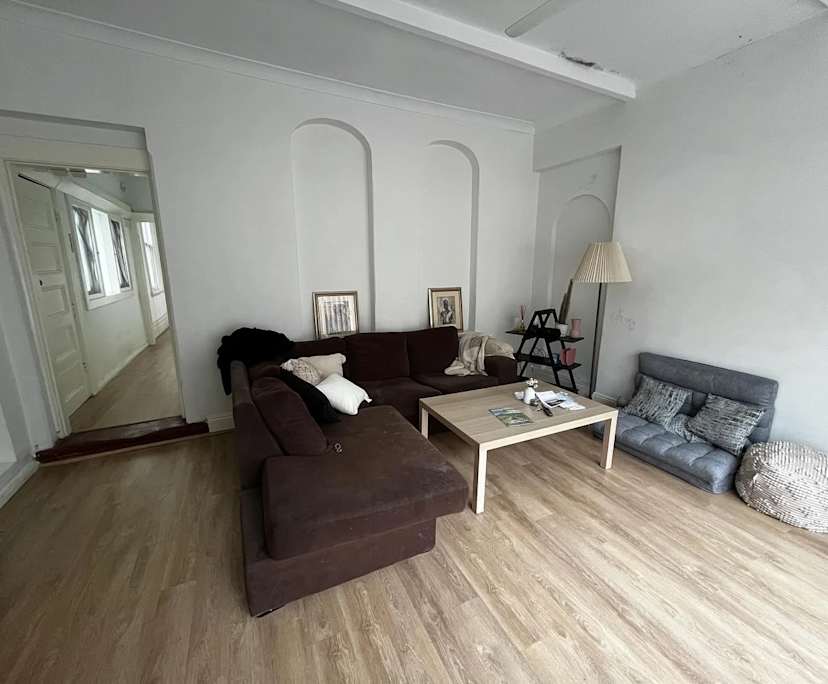 Unfurnished room in a share house