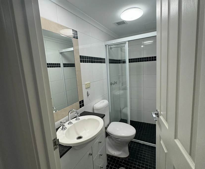 $380-460, Flatshare, 4 rooms, Woolloomooloo NSW 2011, Woolloomooloo NSW 2011