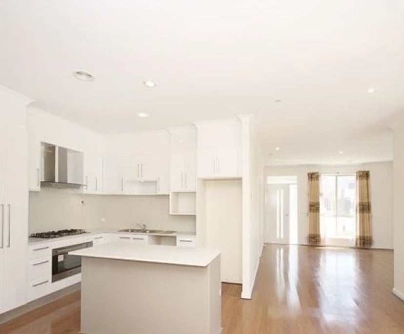 Whole Property for Rent in Harrison, Canberra 750...