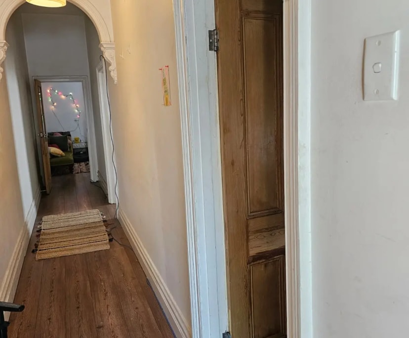 Unfurnished room in a share house