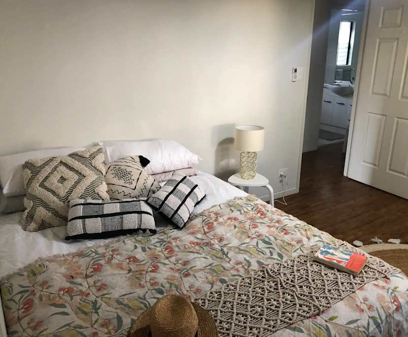 $300, Share-house, 6 bathrooms, Coopers Plains QLD 4108