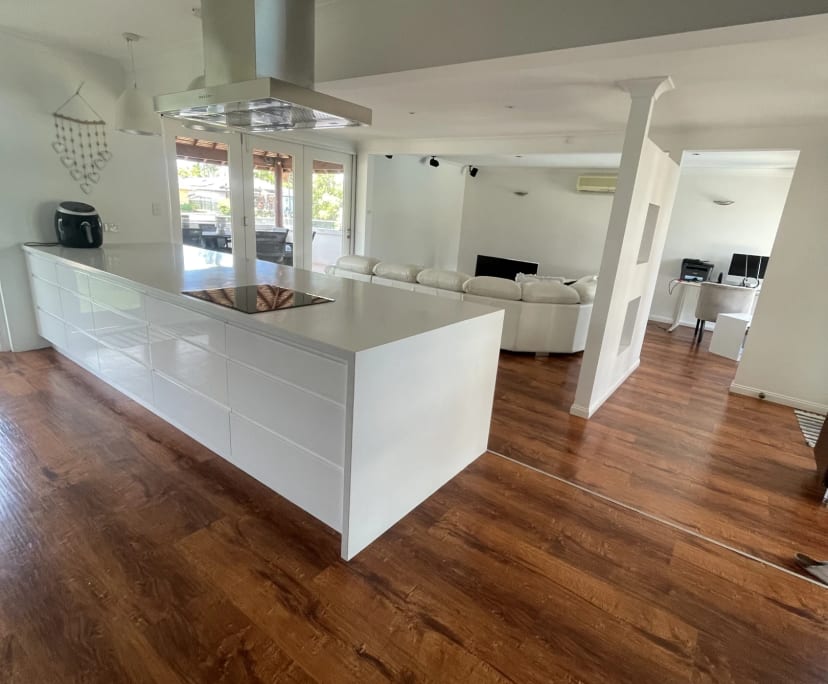 $550, Share-house, 4 bathrooms, Broadbeach Waters QLD 4218