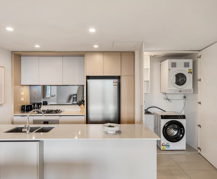 $1,900, Studio, 1 bathroom, Camperdown NSW 2050