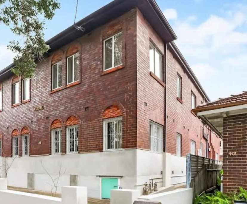 Whole property with 2 rooms for rent