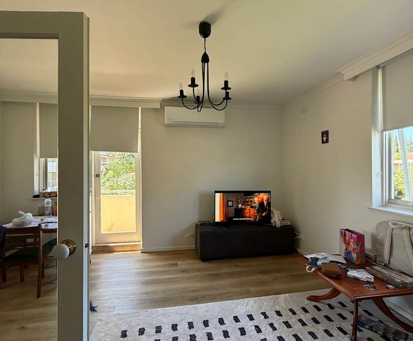 $300, Flatshare, 2 bathrooms, Elwood VIC 3184