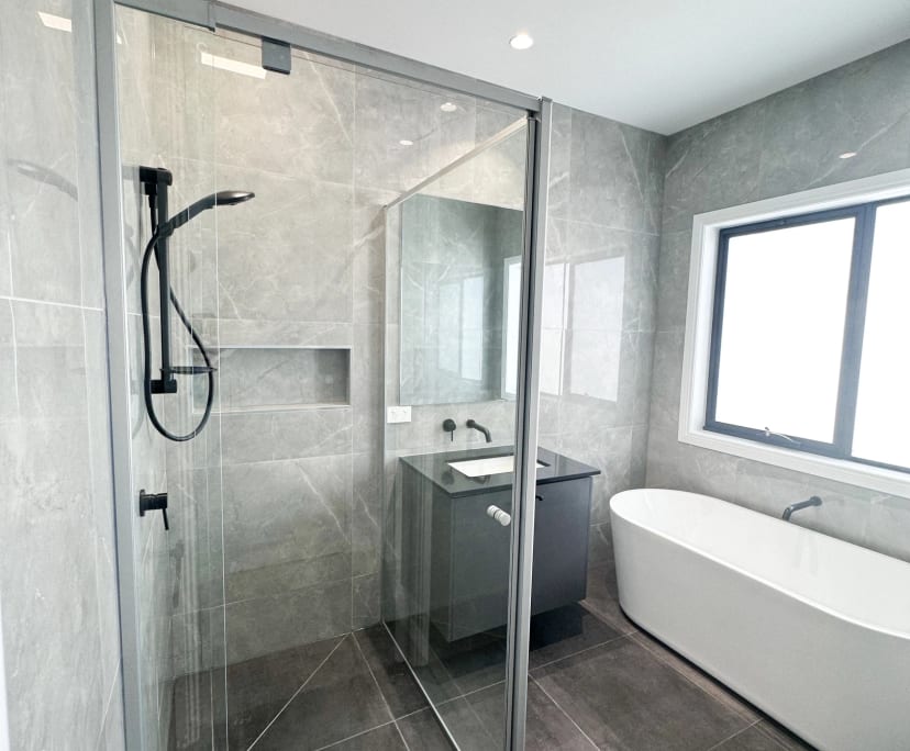 $275, Share-house, 4 bathrooms, Mount Duneed VIC 3217