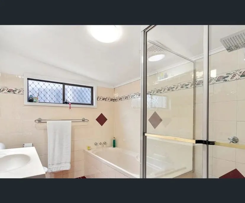 $170, Share-house, 3 bathrooms, Islington NSW 2296