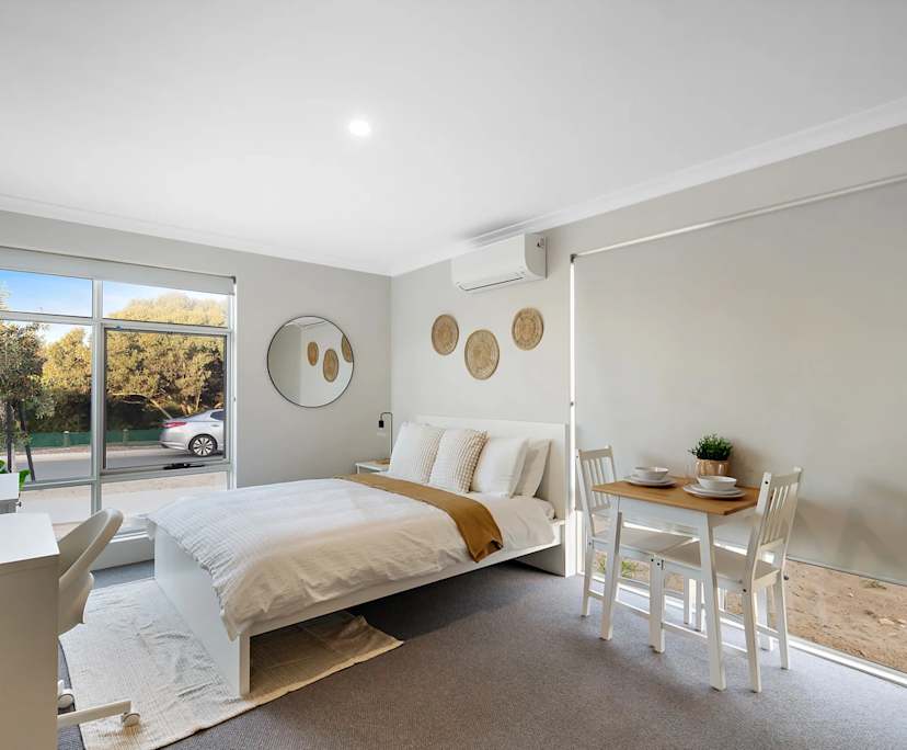 $300, Share-house, 5 bathrooms, Madora Bay WA 6210