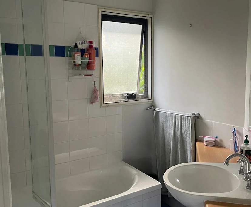 $273, Share-house, 3 bathrooms, Indooroopilly QLD 4068