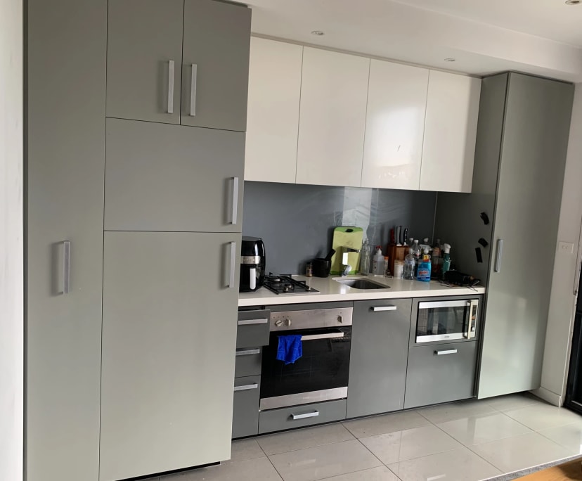 Whole property with 1 room for rent