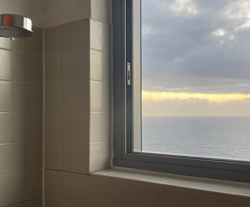 One Bed Flat for Rent in Dover Heights, Sydney 78...