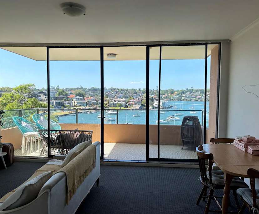 Unfurnished room in a flatshare