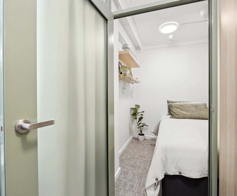 $425, Flatshare, 2 rooms, Perth WA 6000, Perth WA 6000