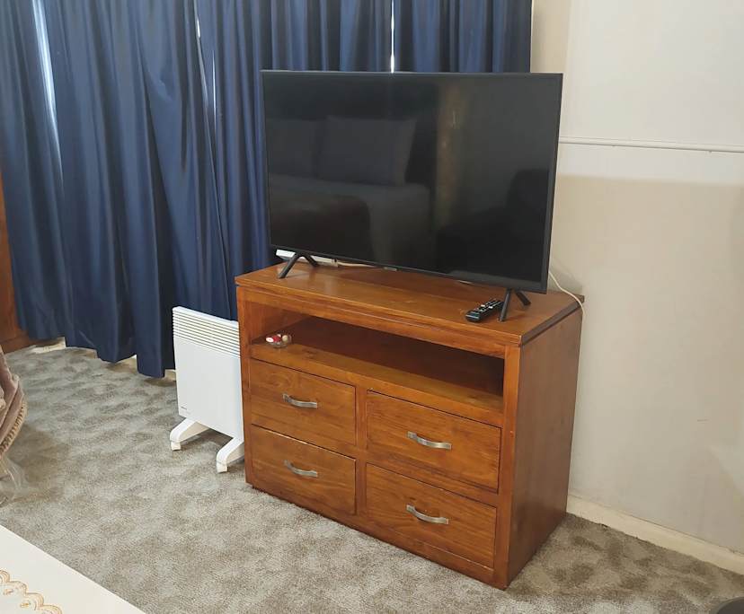 $440, Whole-property, 2 bathrooms, Preston VIC 3072