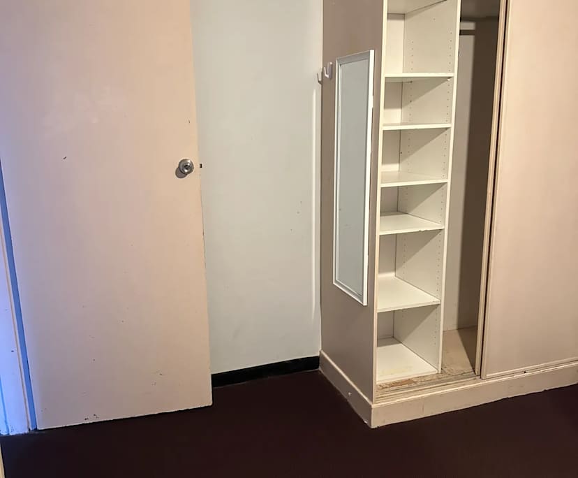 Unfurnished room in a flatshare