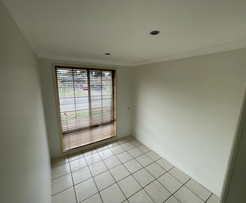 Student for Rent in Bow Bowing, Sydney...