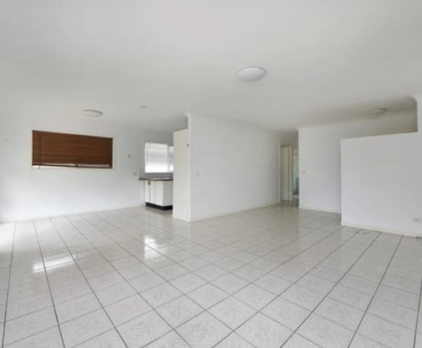 Unfurnished room in a share house