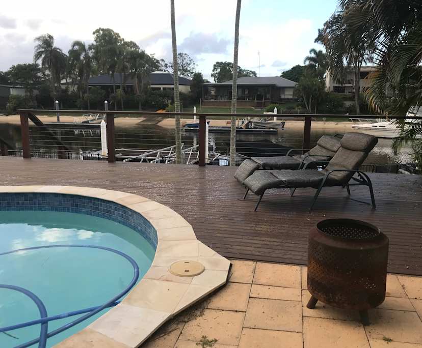 $270, Share-house, 4 bathrooms, Broadbeach Waters QLD 4218