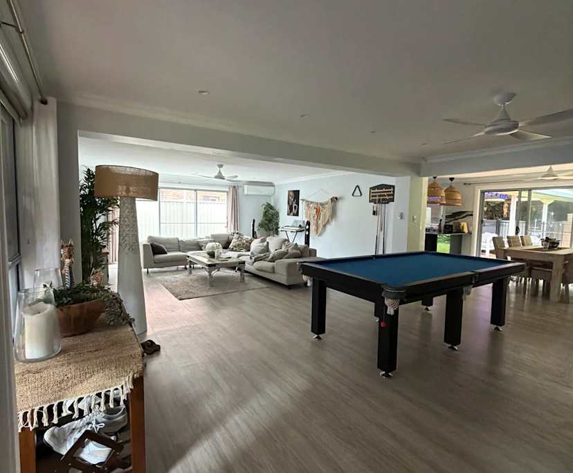 Furnished room in a share house