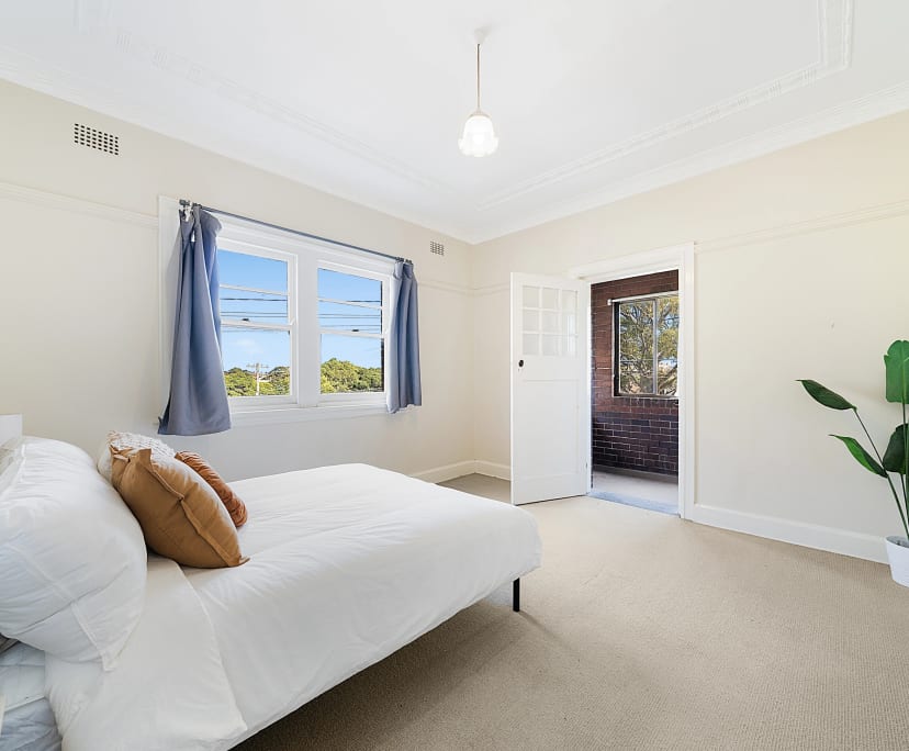$780, Whole-property, 2 bathrooms, Petersham NSW 2049