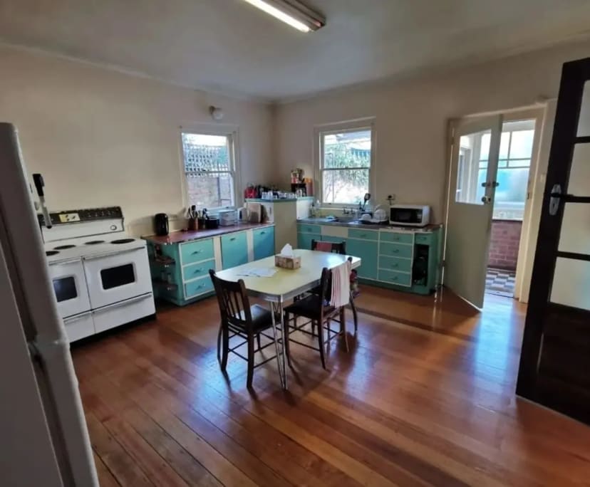 Unfurnished room in a share house