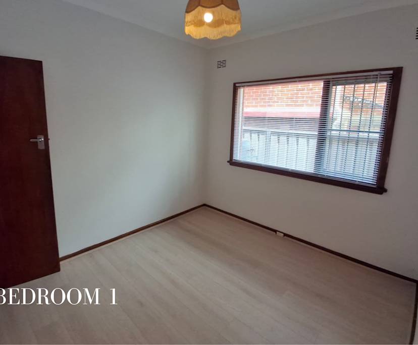 Room in a share house