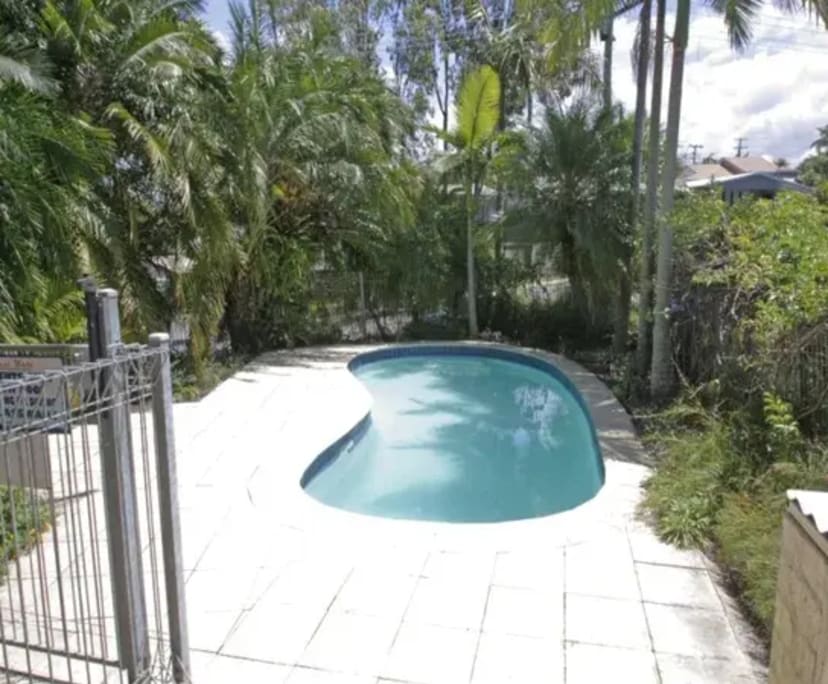 $245, Flatshare, 3 bathrooms, Mooloolaba QLD 4557