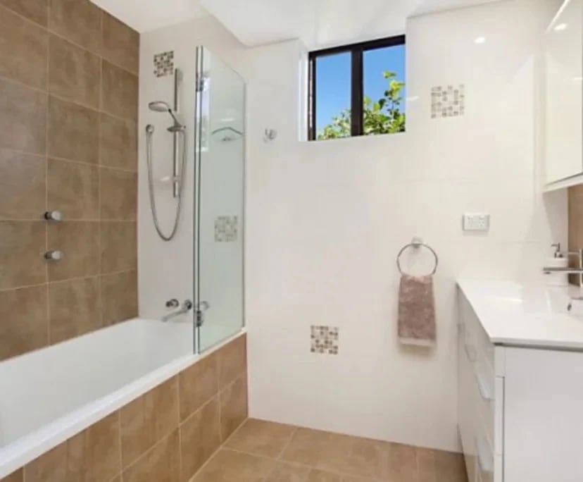 $192, Flatshare, 3 bathrooms, Cooks Hill NSW 2300