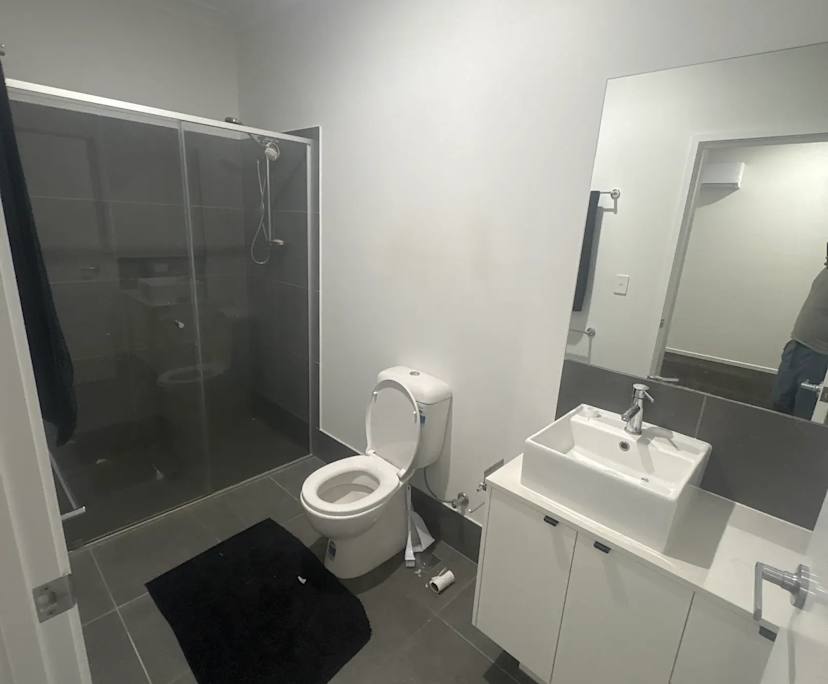 $300, Share-house, 3 bathrooms, Logan Reserve QLD 4133