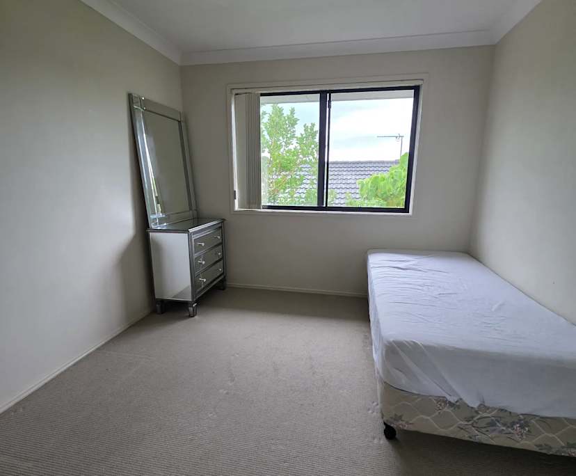 $280, Share-house, 2 rooms, Molendinar QLD 4214, Molendinar QLD 4214