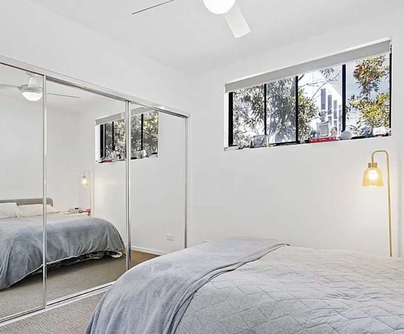 Whole property with 2 rooms for rent