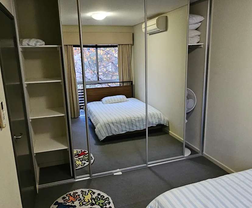 Furnished room in a share house