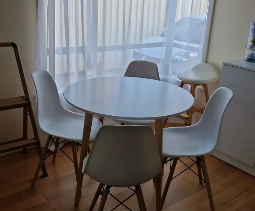 $195, Share-house, 3 bathrooms, Saint Albans VIC 3021