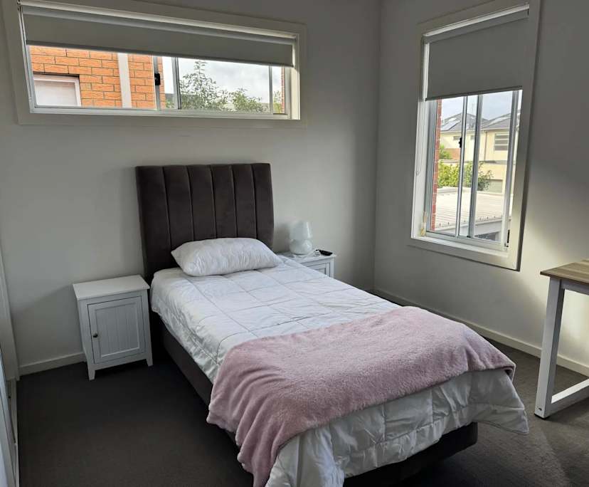 $240, Share-house, 3 bathrooms, Craigieburn VIC 3064