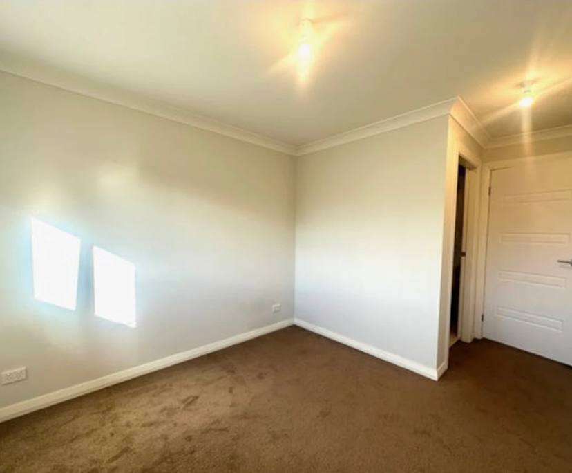 Unfurnished room in a share house