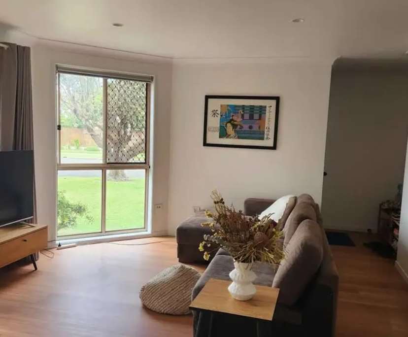 Unfurnished room in a share house