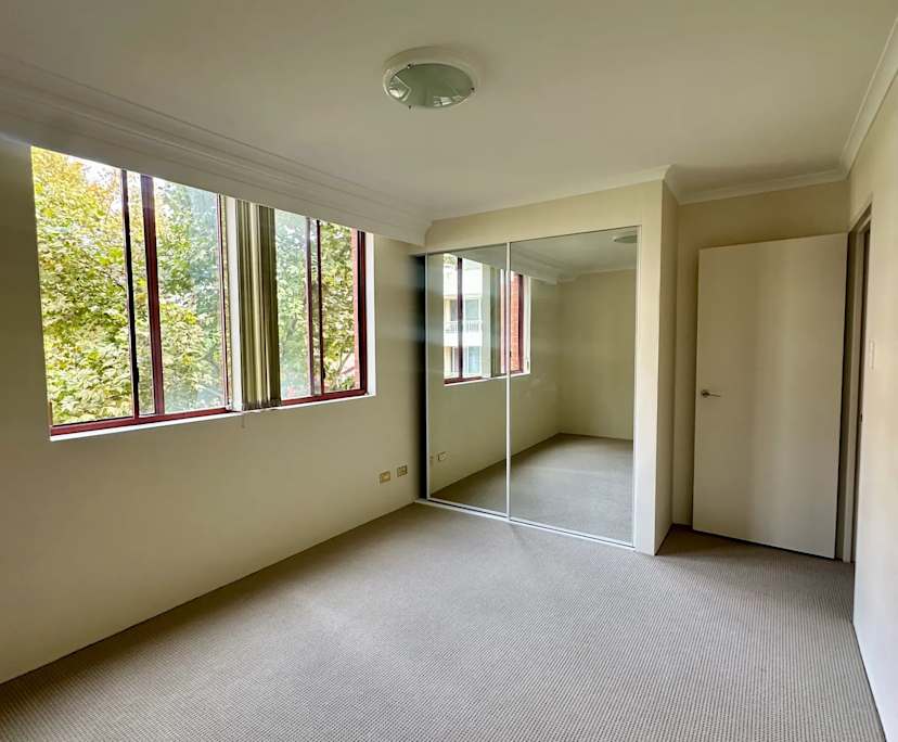 Unfurnished room with own bathroom