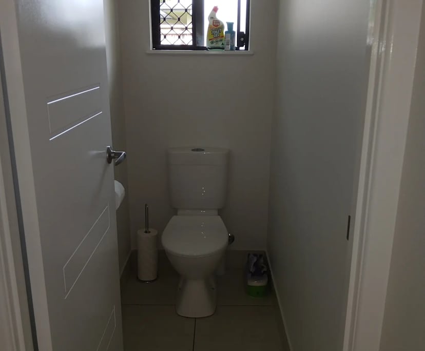 $280, Share-house, 3 bathrooms, Trinity Beach QLD 4879